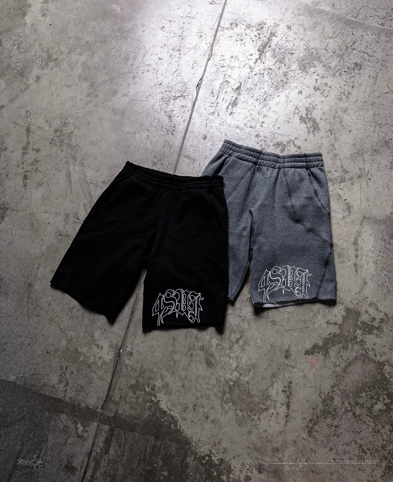 4SUF SHORTS RAW BLACK