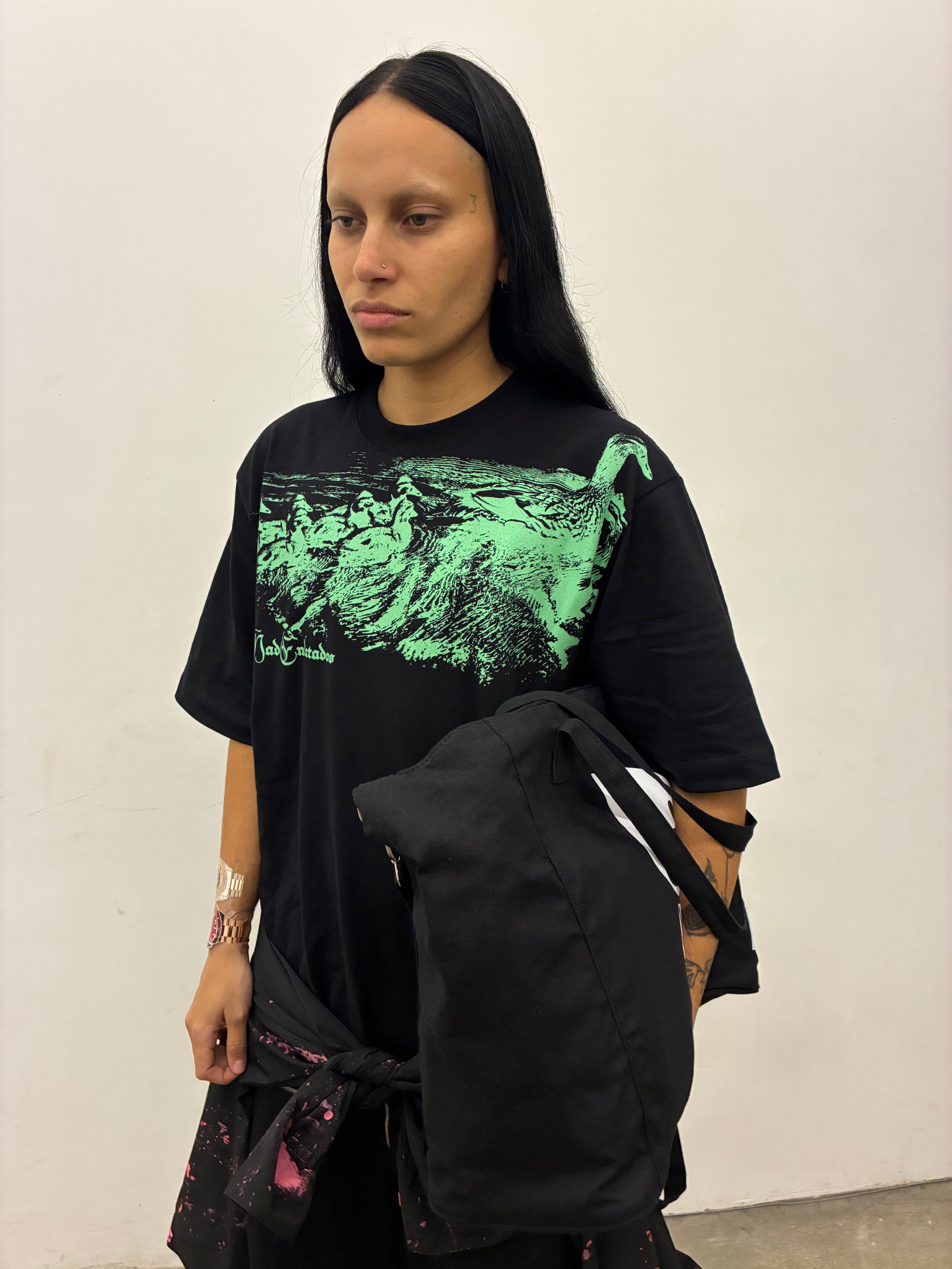 Camiseta Mad Patinho na Lagoa [Preta]