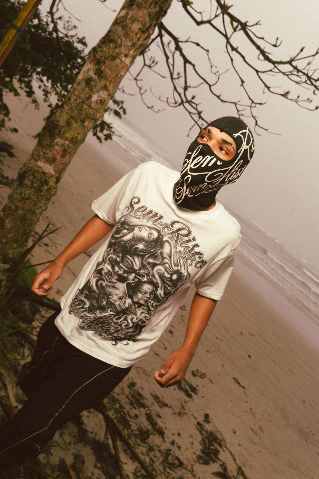 CAMISETA BUSSFLY - LA VIBES